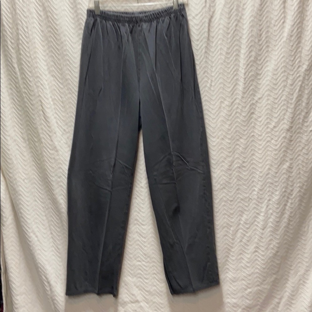 Chico’s gray sweatpants size 3 elastic waist